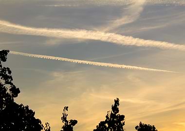 Streaky Clouds at Sundown