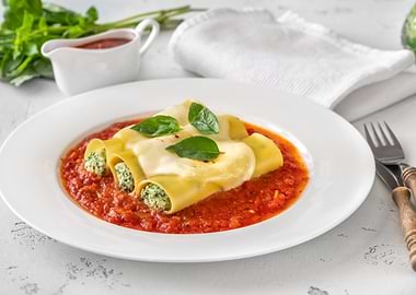 Spinach and Ricotta Cannel