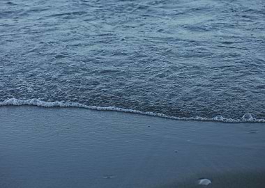 Waves macro crete island