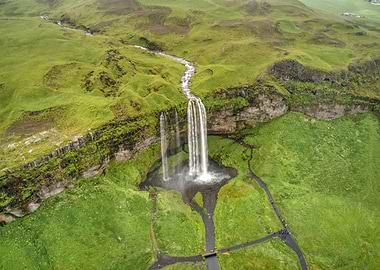 Seljalandsfoss waterfall