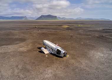 Solheimasandur Plane Wreck