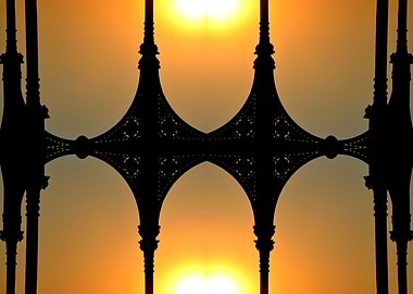 Mirrored sunset silhuette