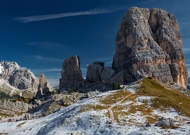 cinque torri dolomites