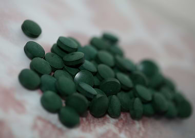 Spirulina platensis pills