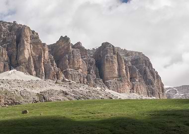 rocky mountain and cloudy