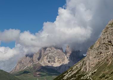 rocky mountain and cloudy