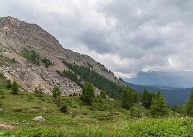 rocky mountain and cloudy