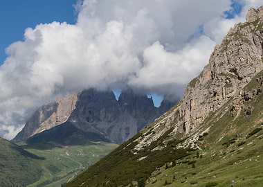 rocky mountain and cloudy