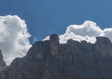 rocky mountain and cloudy