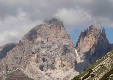 rocky mountain and cloudy