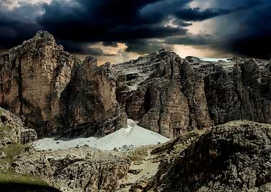rocky mountain and cloudy