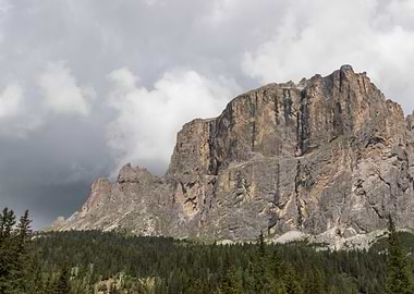 rocky mountain and cloudy