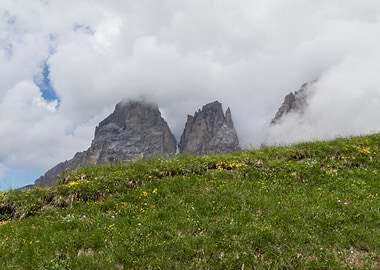 rocky mountain and cloudy