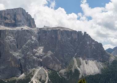 rocky mountain and cloudy