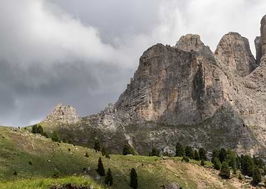 rocky mountain and cloudy