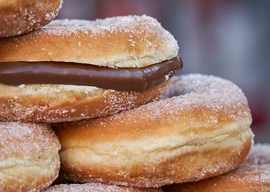 cream and chocolate donuts