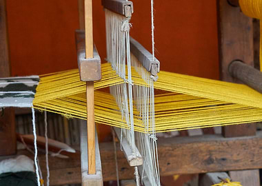 old loom weaving