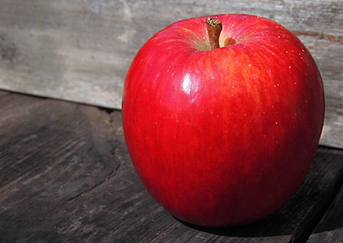 Red Apple