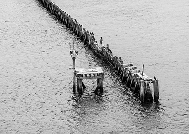 Black And White Breaker