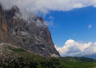 rocky mountain and cloudy