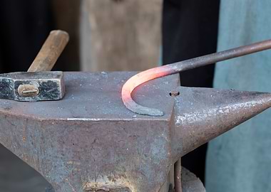 hammer and anvil