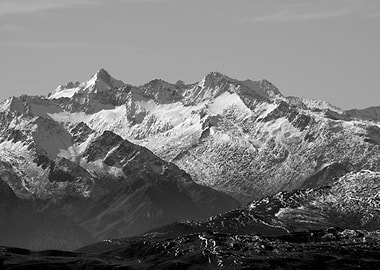 Snow in black and white