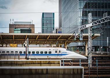 JR700 Shinkansen in Tokyo