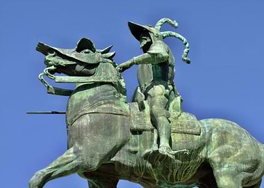 Francisco Pizarro statue 2