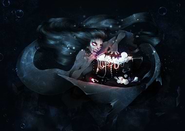 Shark Mermaid with pearls