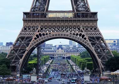 Infamous Eiffel Tower Arch