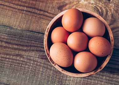 Bowl of raw chicken eggs