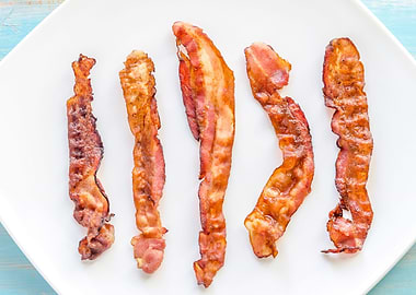 Fried bacon strips