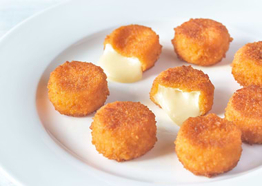 Camembert nuggets