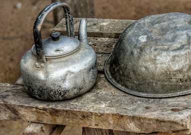 Used utensils of the poor