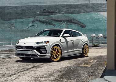 White lamborghini urus