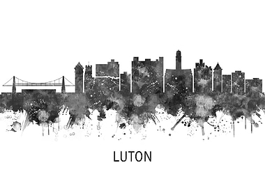 Luton England Skyline BW