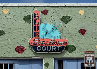 Blue Swallow Court Route66