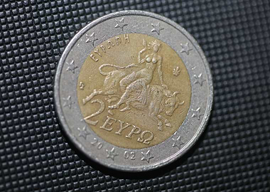 European 2 euro coin macro