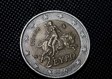 European 2 euro coin macro