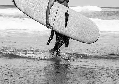 Surfer Black White Vibes 4