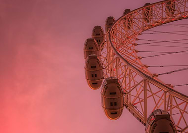 Sunset at London Eye
