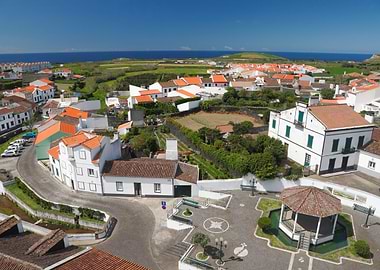 Sunny day at Ribeirinha