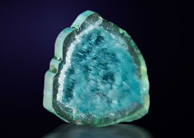 tourmaline mineral stone