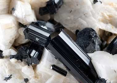 tourmaline mineral stone