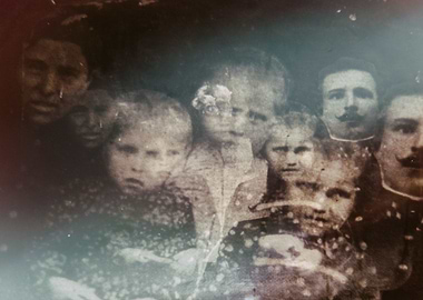 Victorian Family Exposed