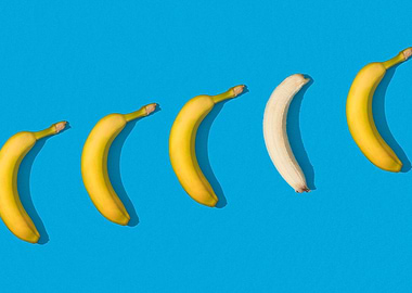 Banana and peeled banana