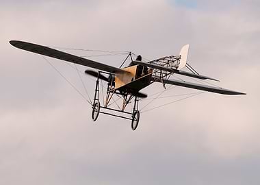 Flight of a Bi Plane