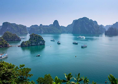 Scenery inside Ha Long Bay