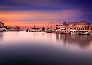 Night city, travel, Europe