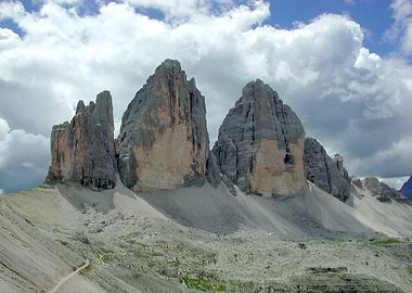 The Three Peaks Rocks